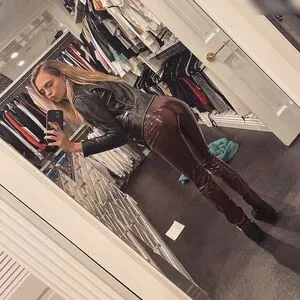 Cara Delevingne / CaraDelevingneOfficialPage / caradelevingne nude photo #1927