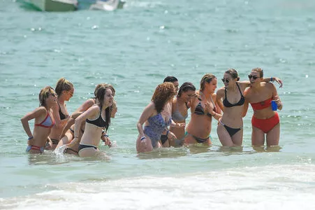 Cara Delevingne / CaraDelevingneOfficialPage / caradelevingne nude photo #1934