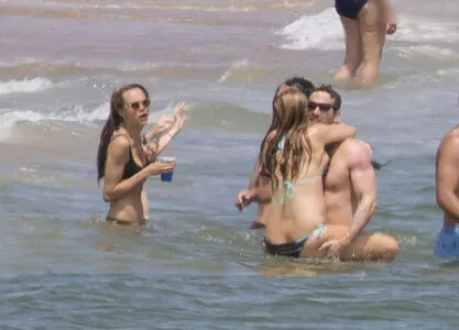 Cara Delevingne / CaraDelevingneOfficialPage / caradelevingne nude photo #1940