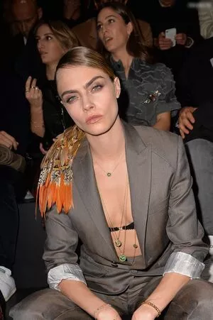 Cara Delevingne / CaraDelevingneOfficialPage / caradelevingne nude photo #1973