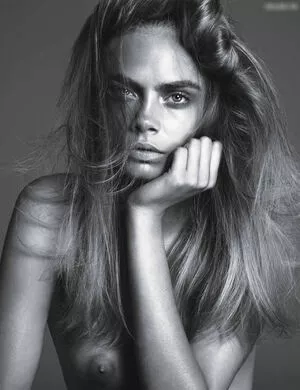Cara Delevingne / CaraDelevingneOfficialPage / caradelevingne nude photo #1977