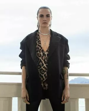 Cara Delevingne / CaraDelevingneOfficialPage / caradelevingne nude photo #1984