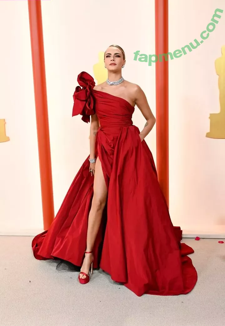 Cara Delevingne nude photo #1421 (CaraDelevingneOfficialPage / caradelevingne)