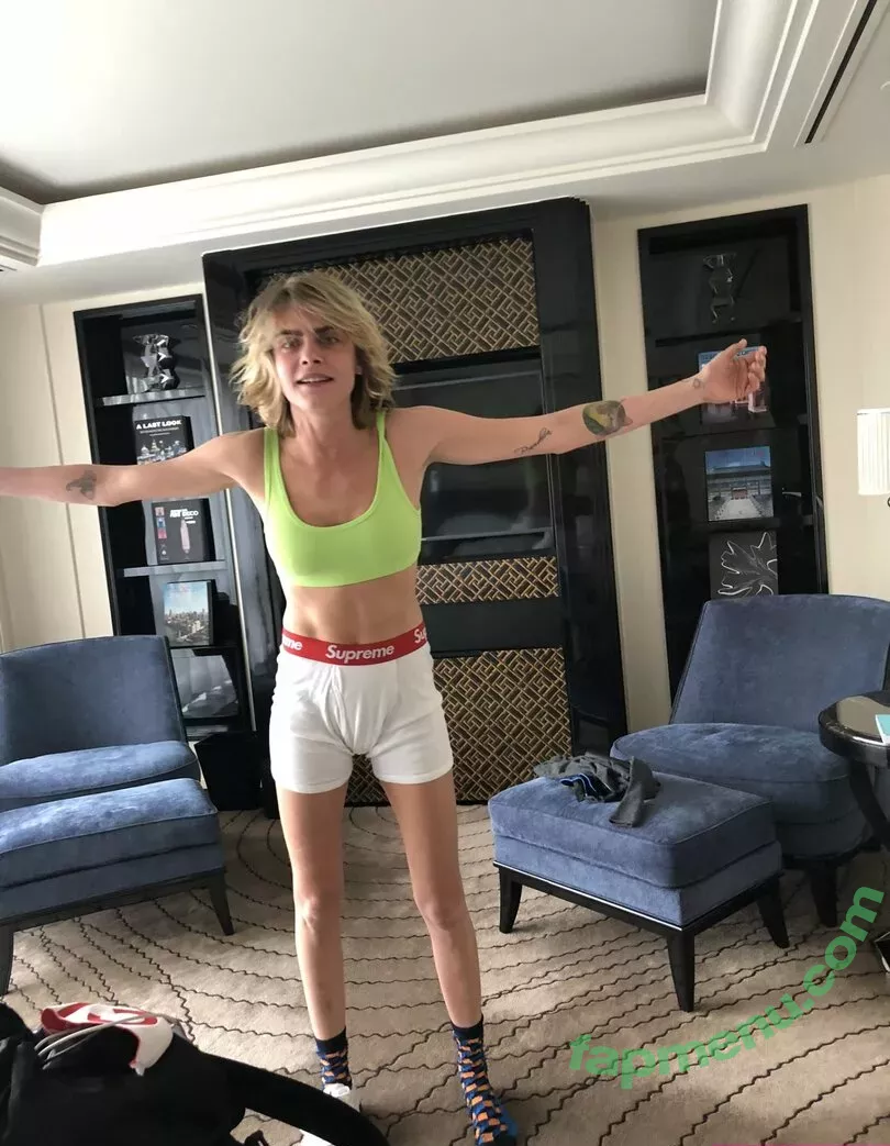 Cara Delevingne nude photo #1467 (CaraDelevingneOfficialPage / caradelevingne)