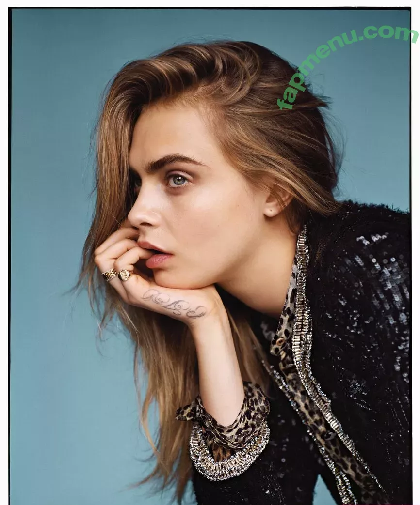 Cara Delevingne nude photo #1531 (CaraDelevingneOfficialPage / caradelevingne)