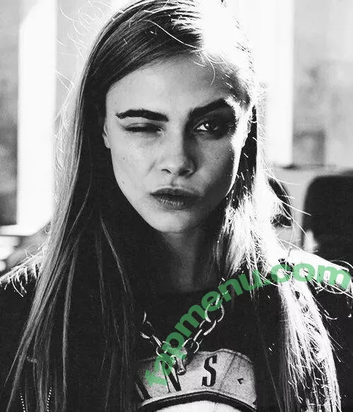 Cara Delevingne nude photo #1534 (CaraDelevingneOfficialPage / caradelevingne)