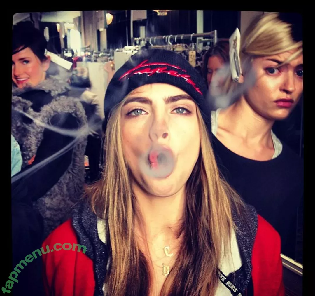 Cara Delevingne nude photo #1572 (CaraDelevingneOfficialPage / caradelevingne)