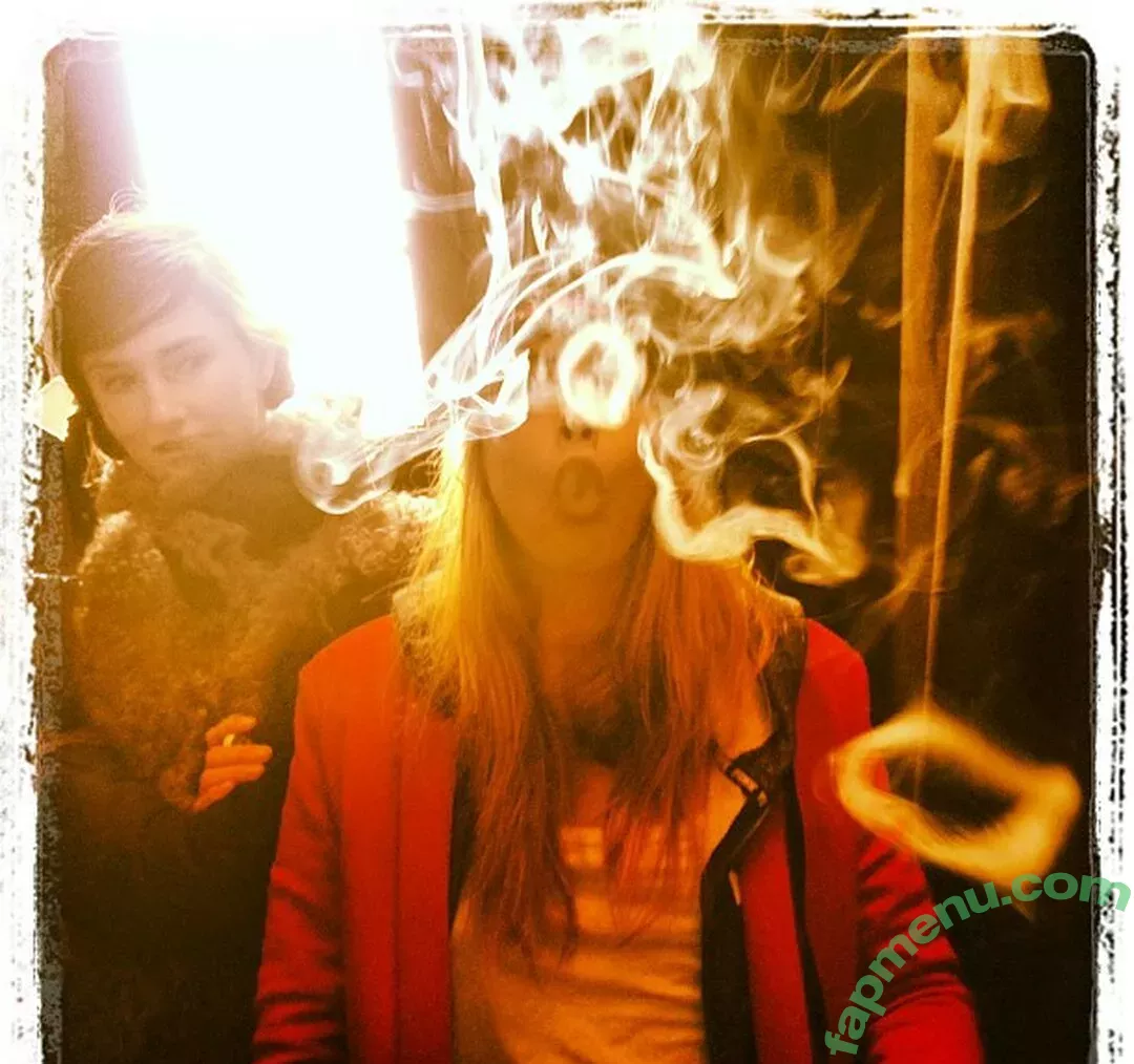 Cara Delevingne nude photo #1579 (CaraDelevingneOfficialPage / caradelevingne)