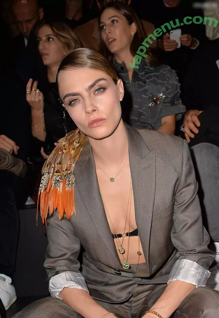 Cara Delevingne nude photo #1973 (CaraDelevingneOfficialPage / caradelevingne)