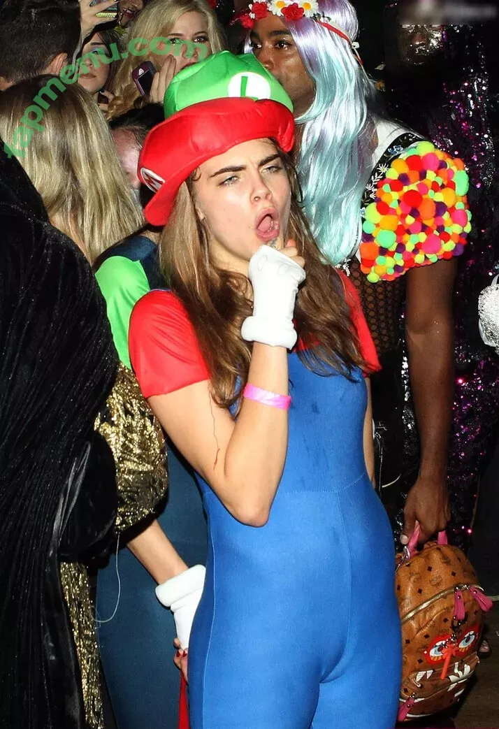 Cara Delevingne nude photo #1995 (CaraDelevingneOfficialPage / caradelevingne)