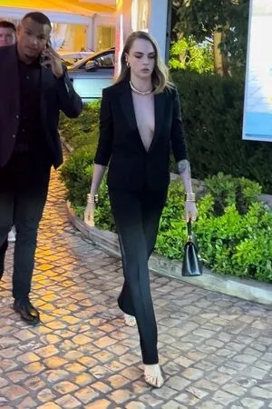 Cara Delevingne / CaraDelevingneOfficialPage / caradelevingne nude photo #2033