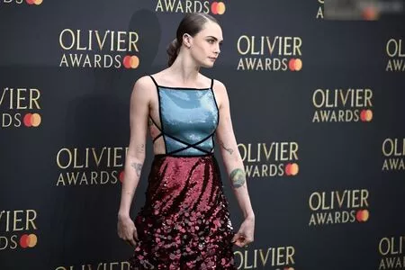 Cara Delevingne / CaraDelevingneOfficialPage / caradelevingne nude photo #2115