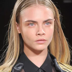 Cara Delevingne / CaraDelevingneOfficialPage / caradelevingne nude photo #2149