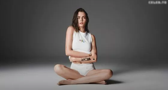 Cara Delevingne / CaraDelevingneOfficialPage / caradelevingne nude photo #2167