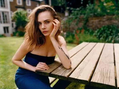 Cara Delevingne / CaraDelevingneOfficialPage / Caradelevingne nude photo #2240
