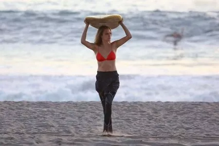 Cara Delevingne / CaraDelevingneOfficialPage / Caradelevingne nude photo #2258