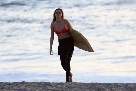 Cara Delevingne / CaraDelevingneOfficialPage / Caradelevingne nude photo #2259