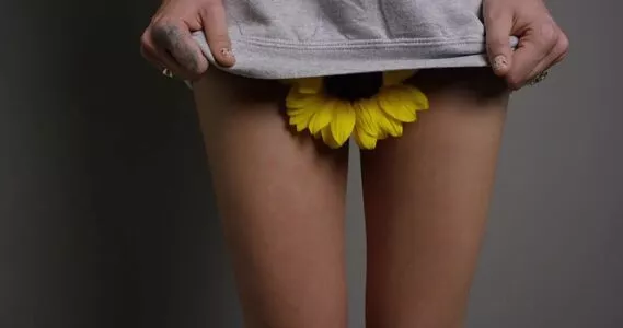 Cara Delevingne / CaraDelevingneOfficialPage / Caradelevingne nude photo #2270