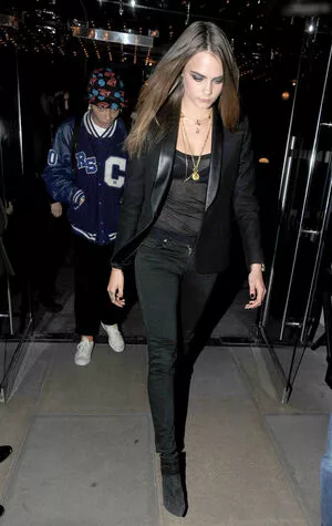 Cara Delevingne / CaraDelevingneOfficialPage / Caradelevingne nude photo #2276