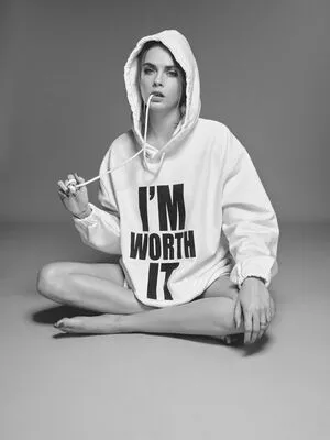 Cara Delevingne / CaraDelevingneOfficialPage / Caradelevingne nude photo #2376