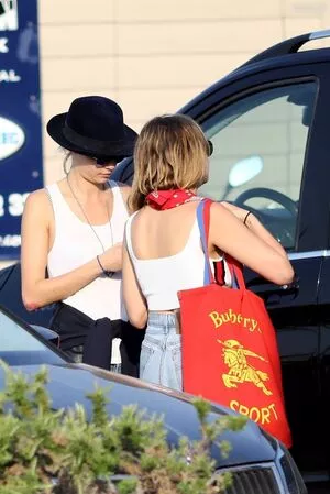 Cara Delevingne / CaraDelevingneOfficialPage / Caradelevingne nude photo #2439