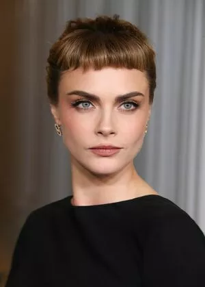 Cara Delevingne / CaraDelevingneOfficialPage / Caradelevingne nude photo #2461