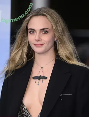 Cara Delevingne / caradelevingne nude photo #2747