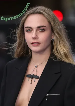 Cara Delevingne / caradelevingne nude photo #2754
