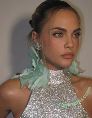Cara Delevingne / caradelevingne nude photo #2858