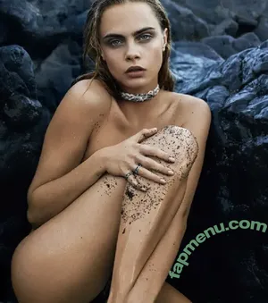 Cara Delevingne / CaraDelevingneOfficialPage / caradelevingne nude photo #2882