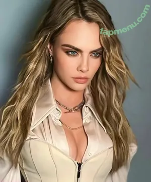 Cara Delevingne / CaraDelevingneOfficialPage / caradelevingne nude photo #2904