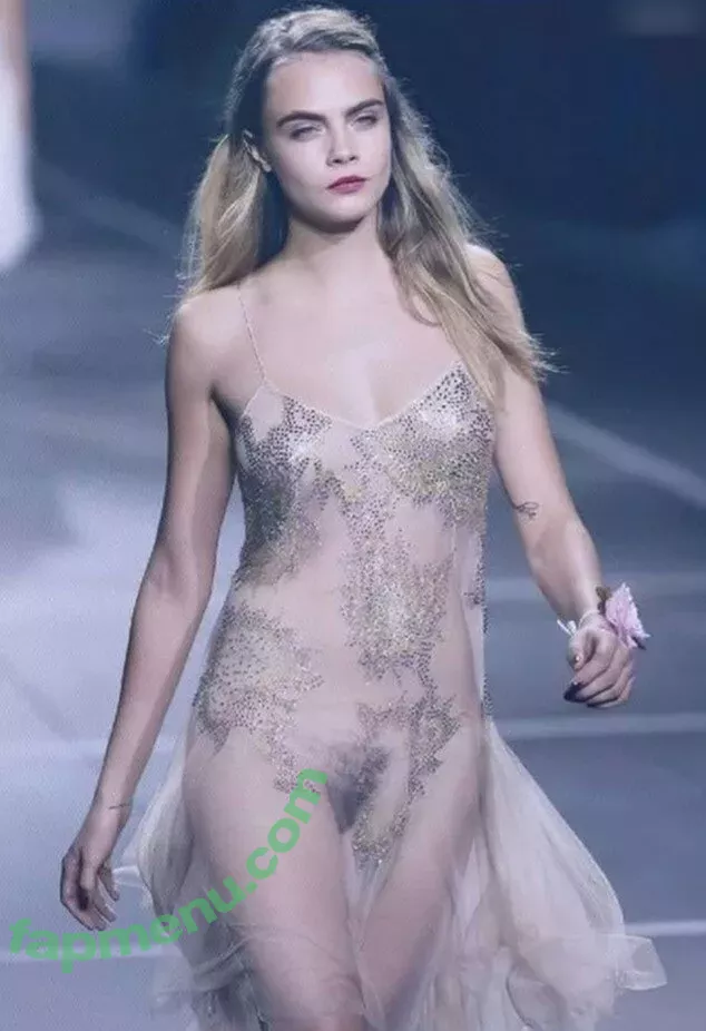 Cara Delevingne nude photo #2011 (CaraDelevingneOfficialPage / caradelevingne)