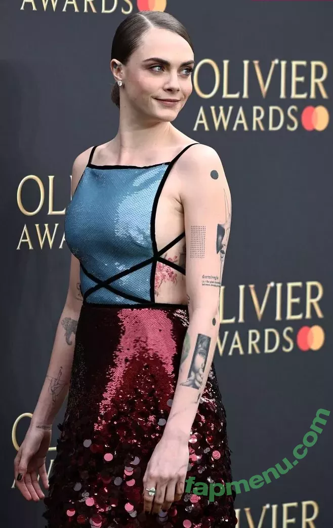 Cara Delevingne nude photo #2111 (CaraDelevingneOfficialPage / caradelevingne)