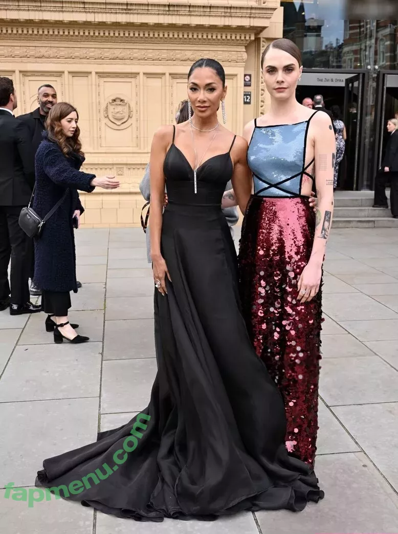 Cara Delevingne nude photo #2114 (CaraDelevingneOfficialPage / caradelevingne)