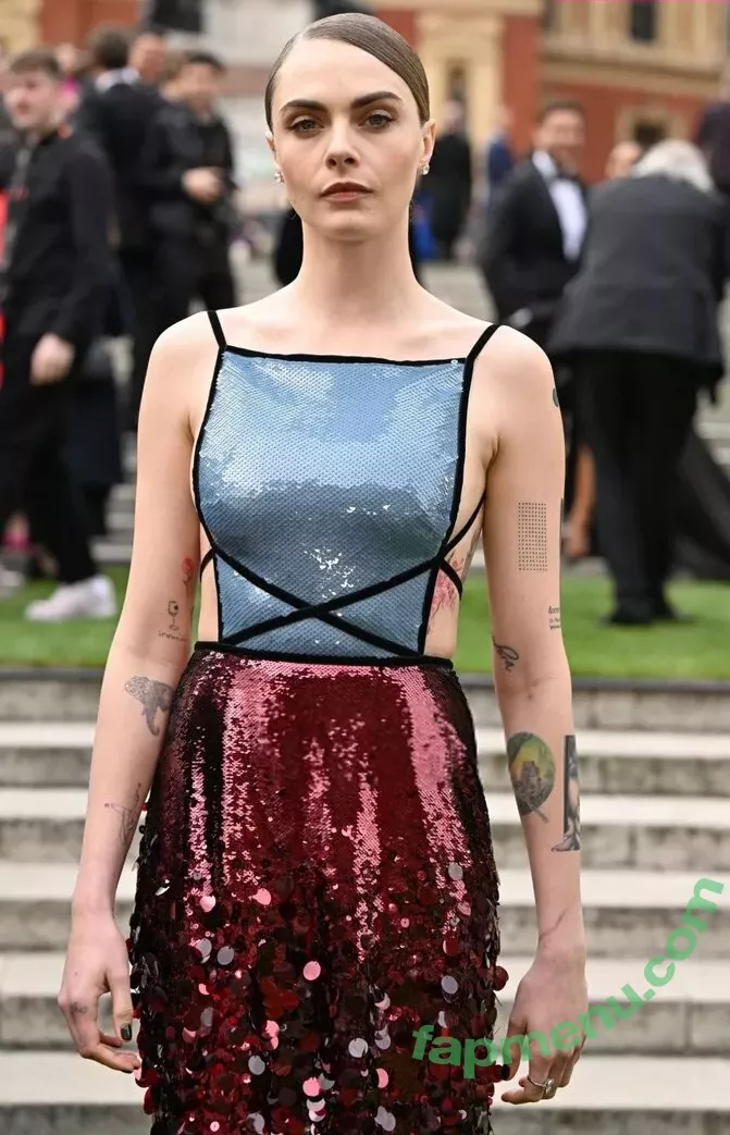 Cara Delevingne nude photo #2118 (CaraDelevingneOfficialPage / caradelevingne)