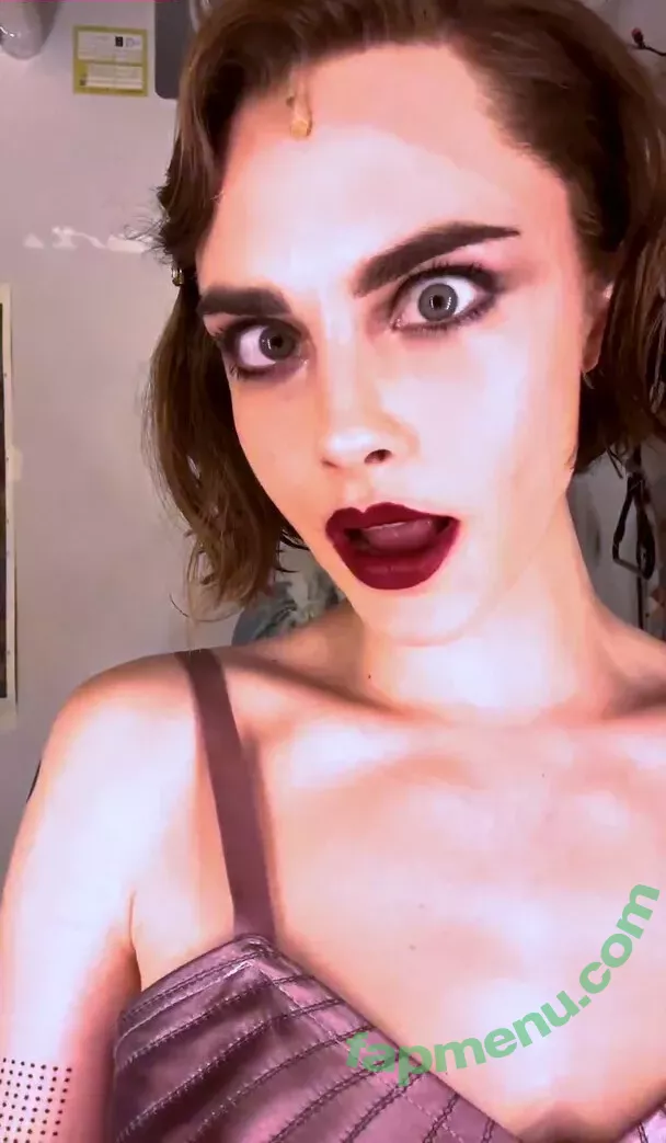 Cara Delevingne nude photo #2142 (CaraDelevingneOfficialPage / caradelevingne)