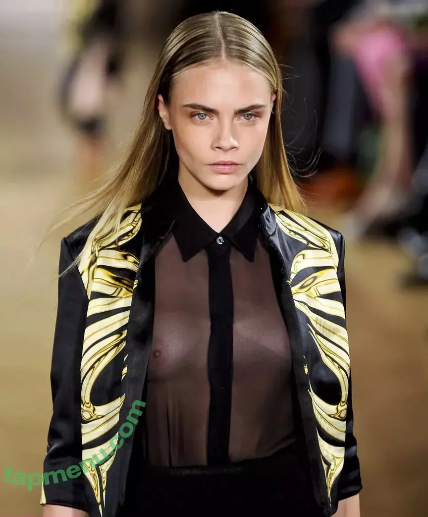 Cara Delevingne nude photo #2150 (CaraDelevingneOfficialPage / caradelevingne)