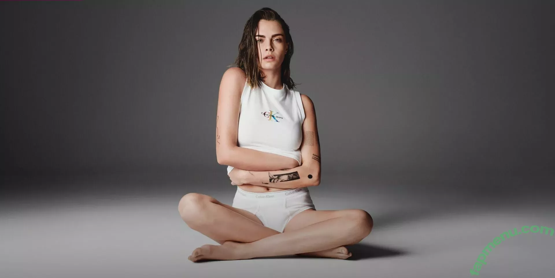 Cara Delevingne nude photo #2167 (CaraDelevingneOfficialPage / caradelevingne)