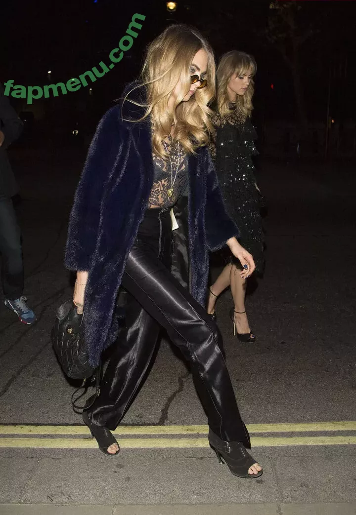 Cara Delevingne nude photo #2196 (CaraDelevingneOfficialPage / caradelevingne)