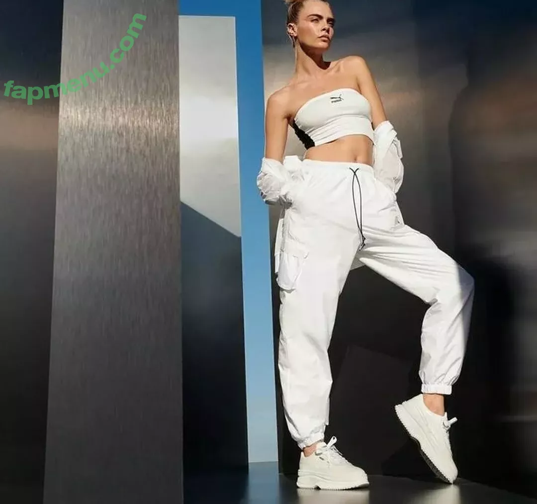 Cara Delevingne nude photo #2310 (CaraDelevingneOfficialPage / Caradelevingne)