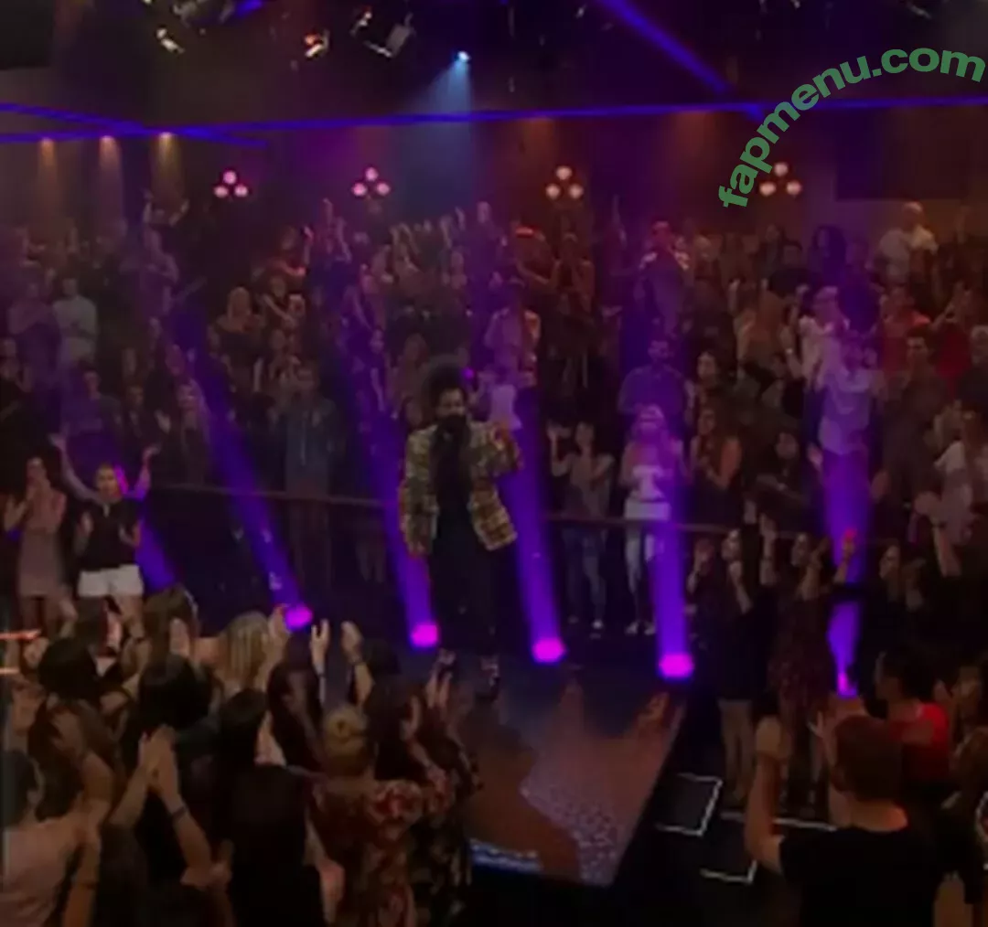 Cara Delevingne nude photo #2317 (CaraDelevingneOfficialPage / Caradelevingne)