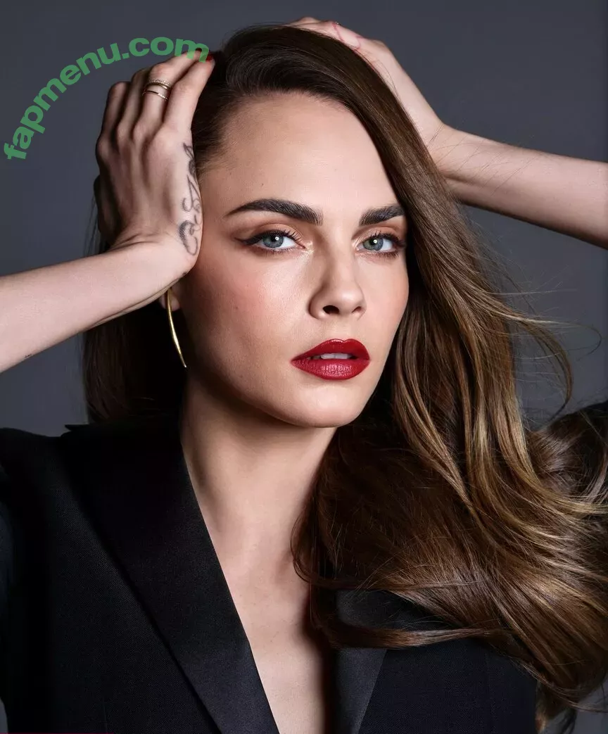Cara Delevingne nude photo #2320 (CaraDelevingneOfficialPage / Caradelevingne)
