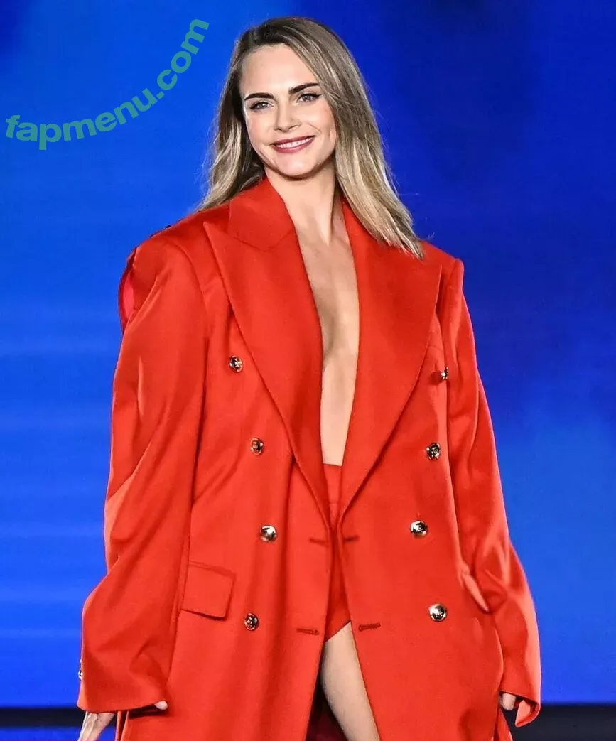 Cara Delevingne nude photo #2346 (CaraDelevingneOfficialPage / Caradelevingne)