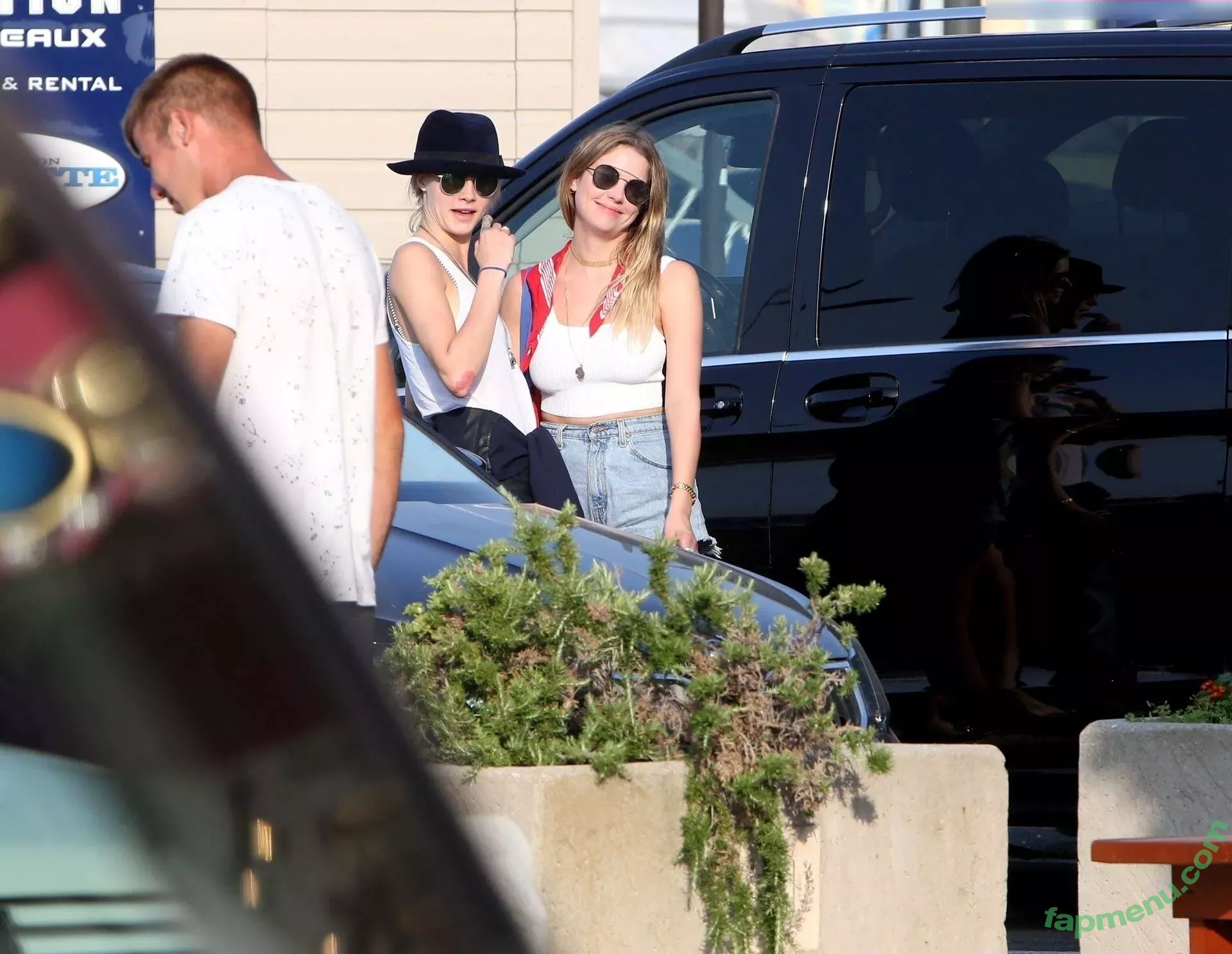 Cara Delevingne nude photo #2424 (CaraDelevingneOfficialPage / Caradelevingne)