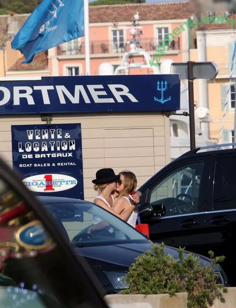 Cara Delevingne nude photo #2426 (CaraDelevingneOfficialPage / Caradelevingne)