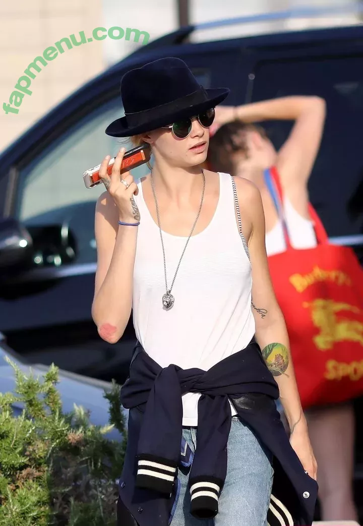 Cara Delevingne nude photo #2445 (CaraDelevingneOfficialPage / Caradelevingne)