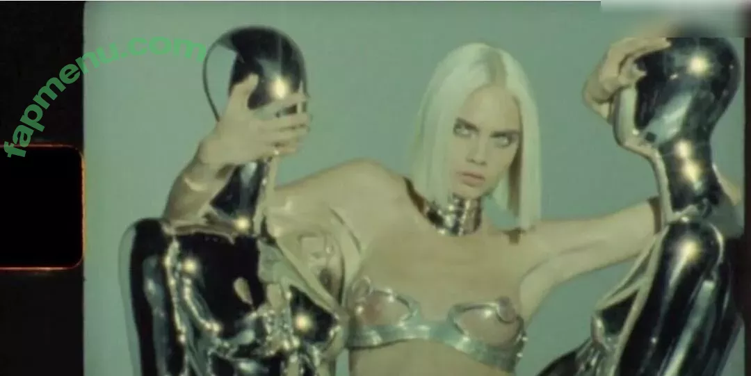 Cara Delevingne nude photo #2453 (CaraDelevingneOfficialPage / Caradelevingne)