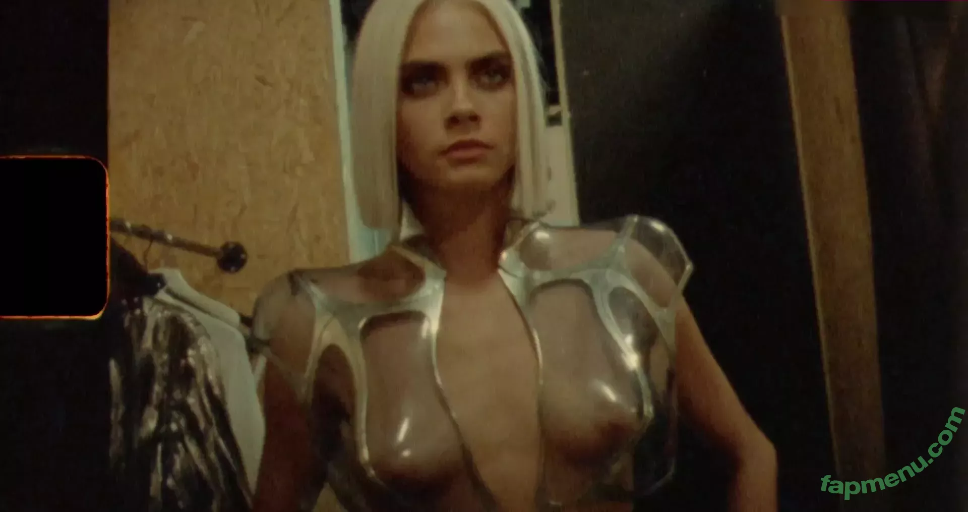 Cara Delevingne nude photo #2454 (CaraDelevingneOfficialPage / Caradelevingne)