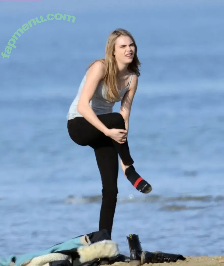Cara Delevingne nude photo #2691 (caradelevingne)