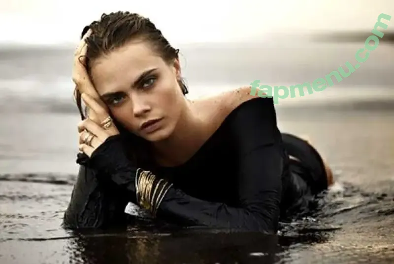Cara Delevingne nude photo #2705 (caradelevingne)